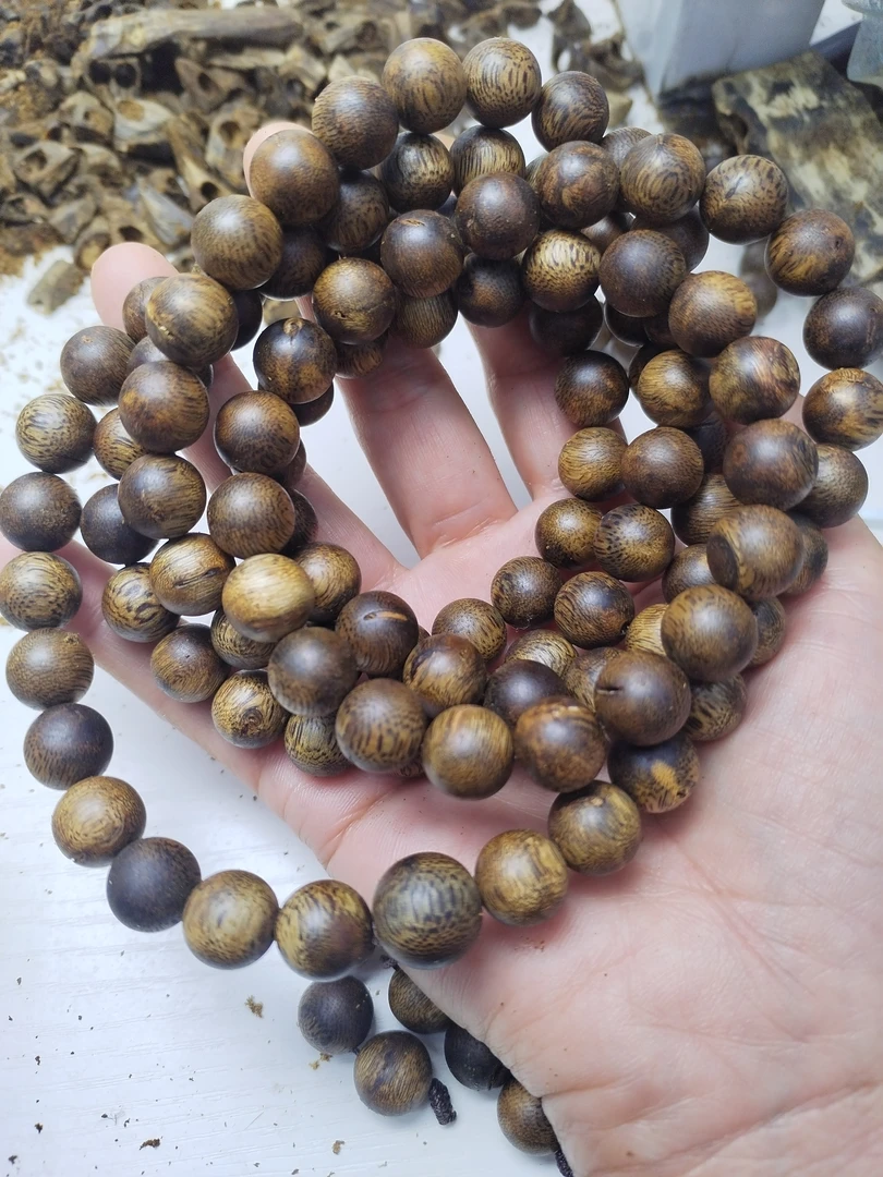 绿棋楠沉香1·1多圈50克虫漏