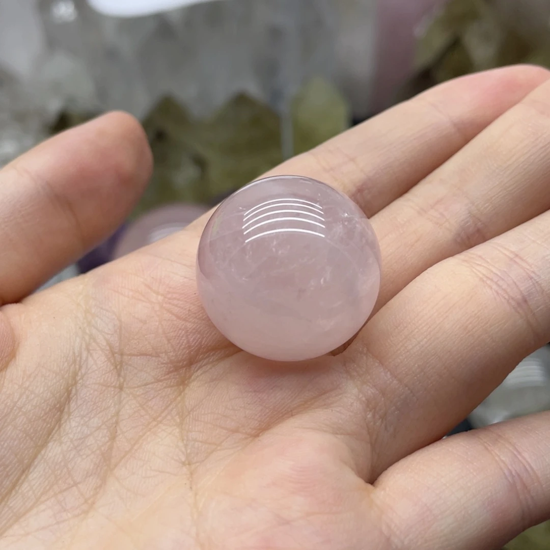 44未镶嵌水晶?*?粉水晶球