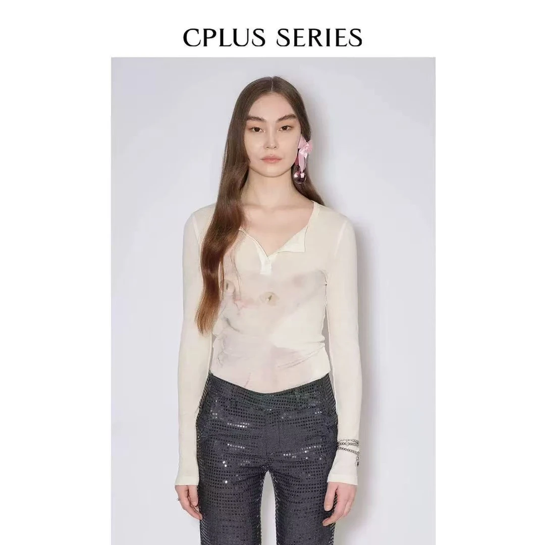 CPLUS SERIES 25T恤猫休闲风秋季印花时尚长袖蕾丝亨利领不规则女