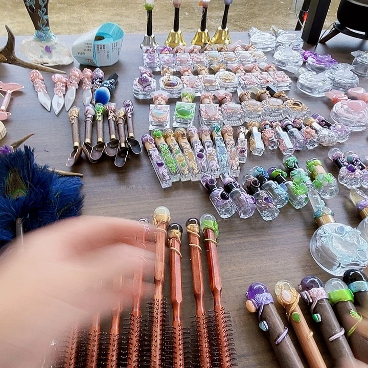 娜****未镶嵌珠宝半成品水晶水晶