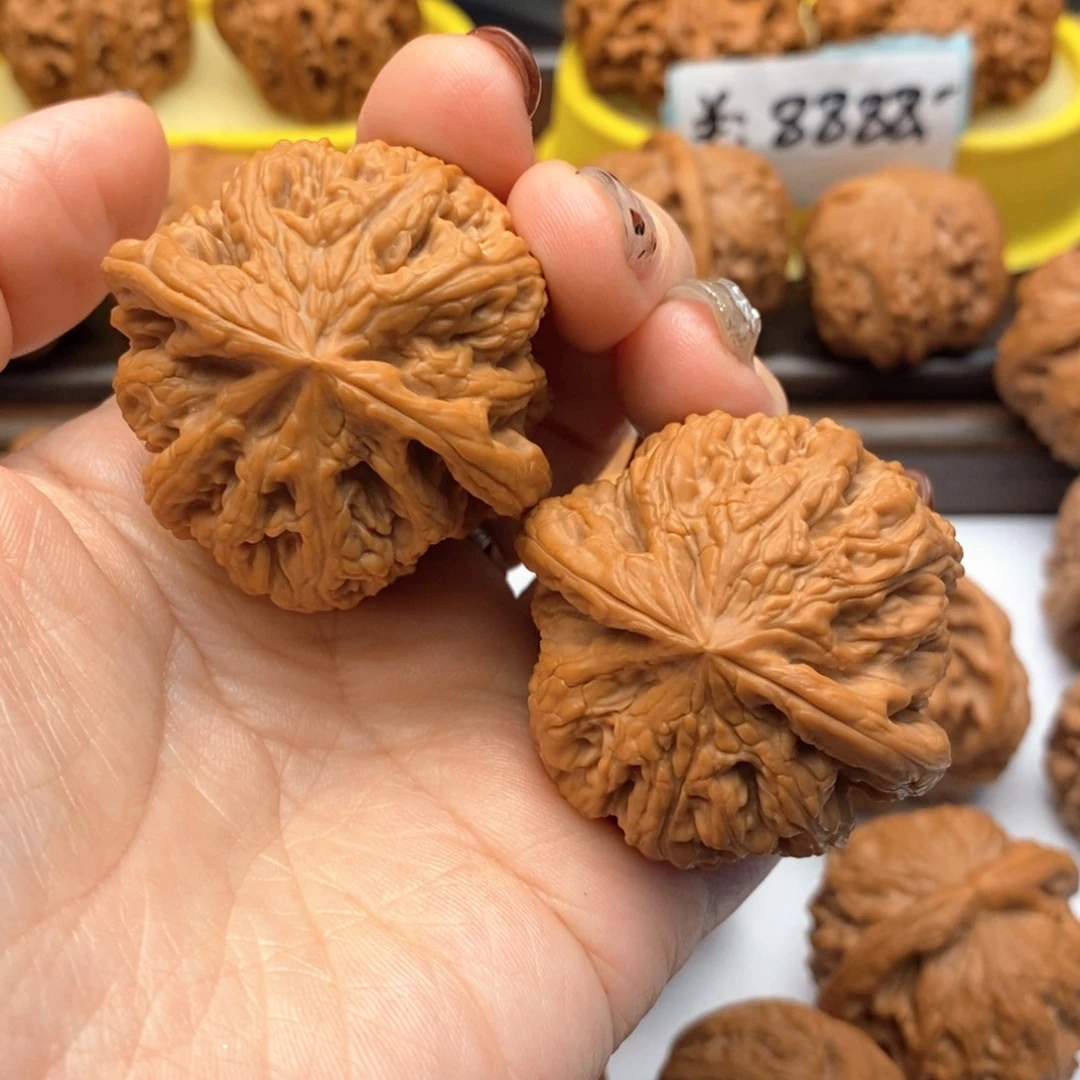 俗***已把件文玩核桃657号粗筋
