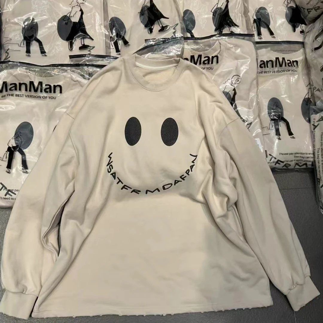 LIN美人女装杂货铺 时尚宽松笑脸杏色圆领长袖卫衣T恤