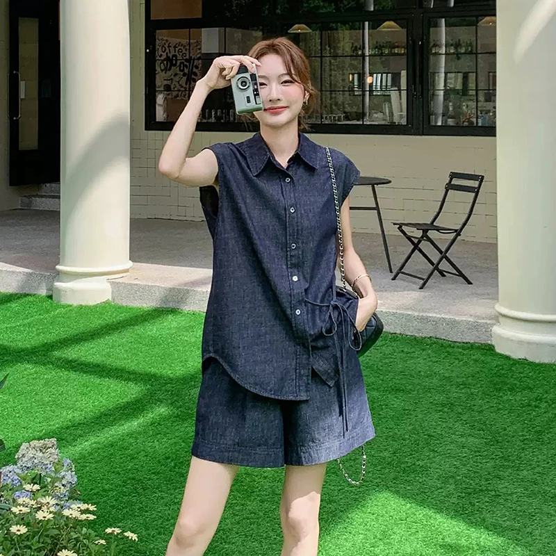 韩系时尚收腰显瘦无袖上衣2025夏季新款设计感小众牛仔短裤套装女