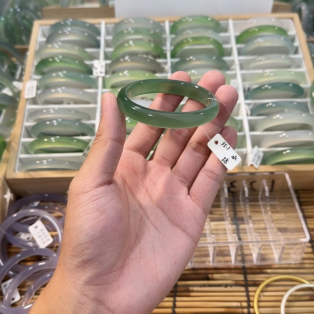 玛瑙/玉髓未镶嵌手镯圈口55.1