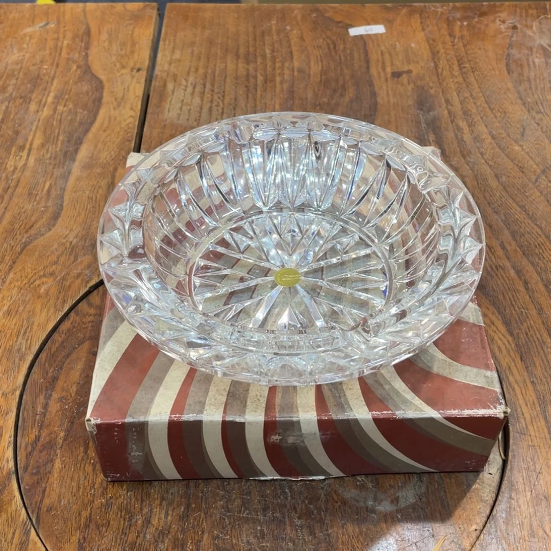 -微瑕_ 回流物品，不是全新