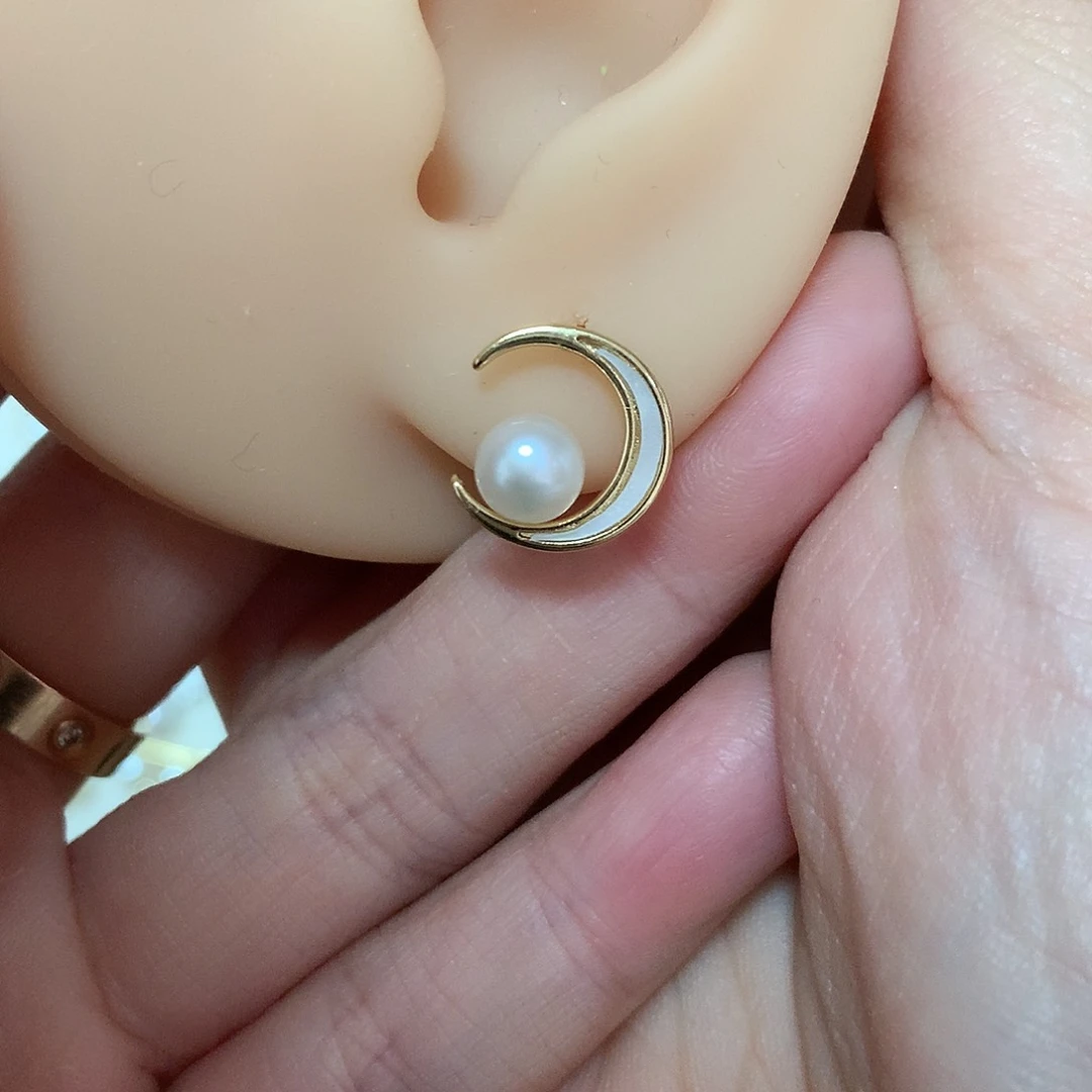 淡水珍珠耳饰合金