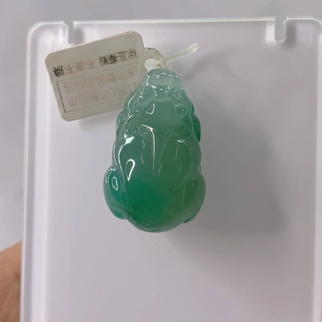 石英质玉未镶嵌颈饰