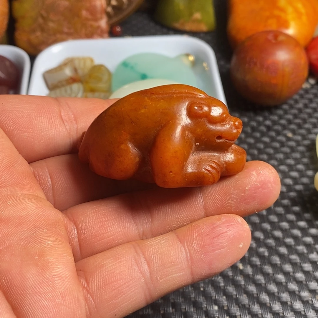 蛇纹石玉合金颈饰