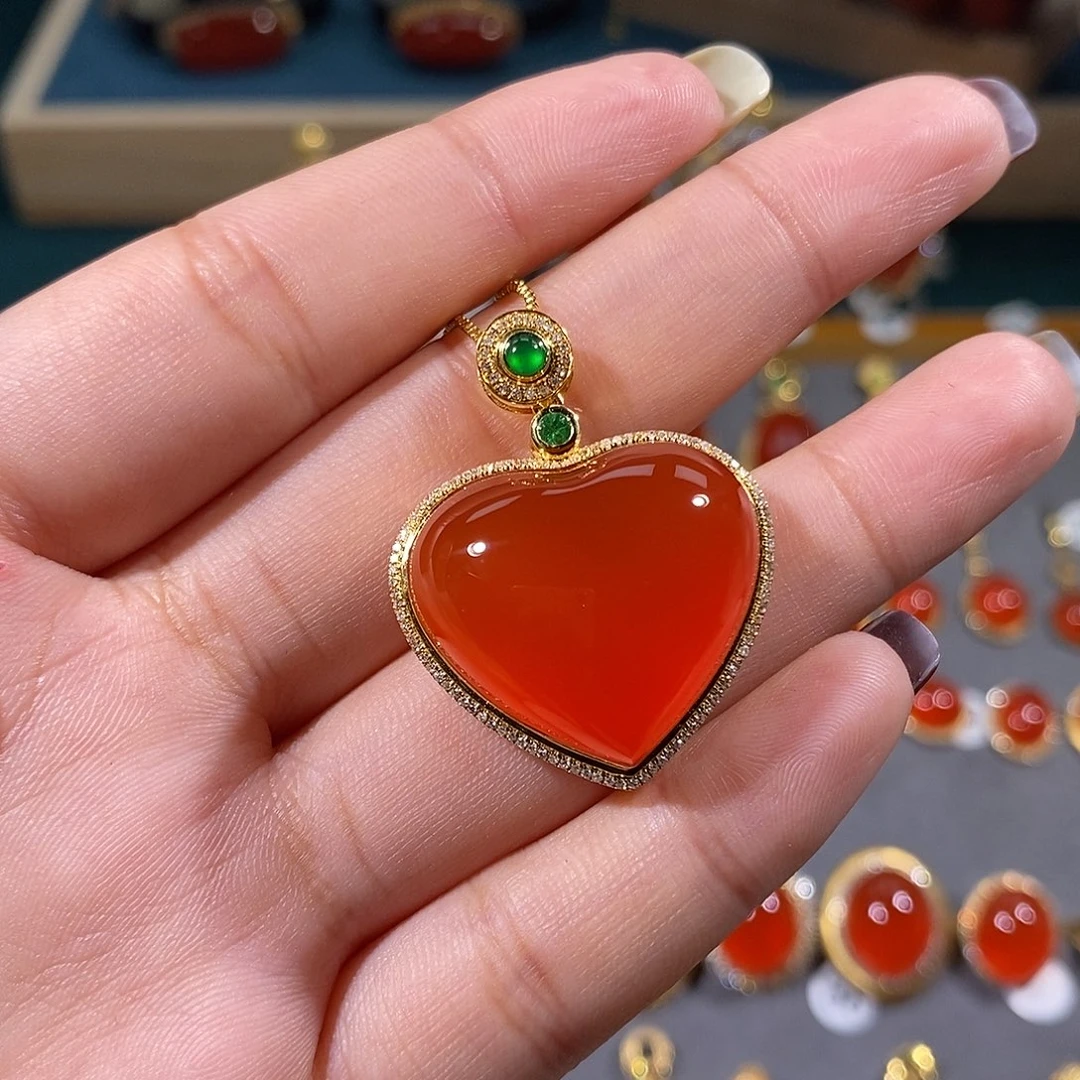 南红玛瑙颈饰18K金镶嵌用****3