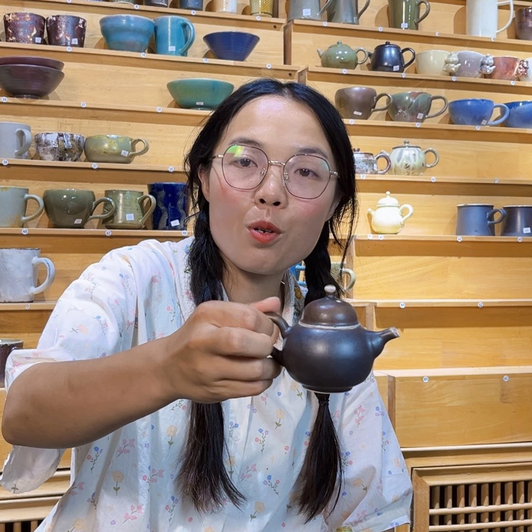 行路人小院中一名