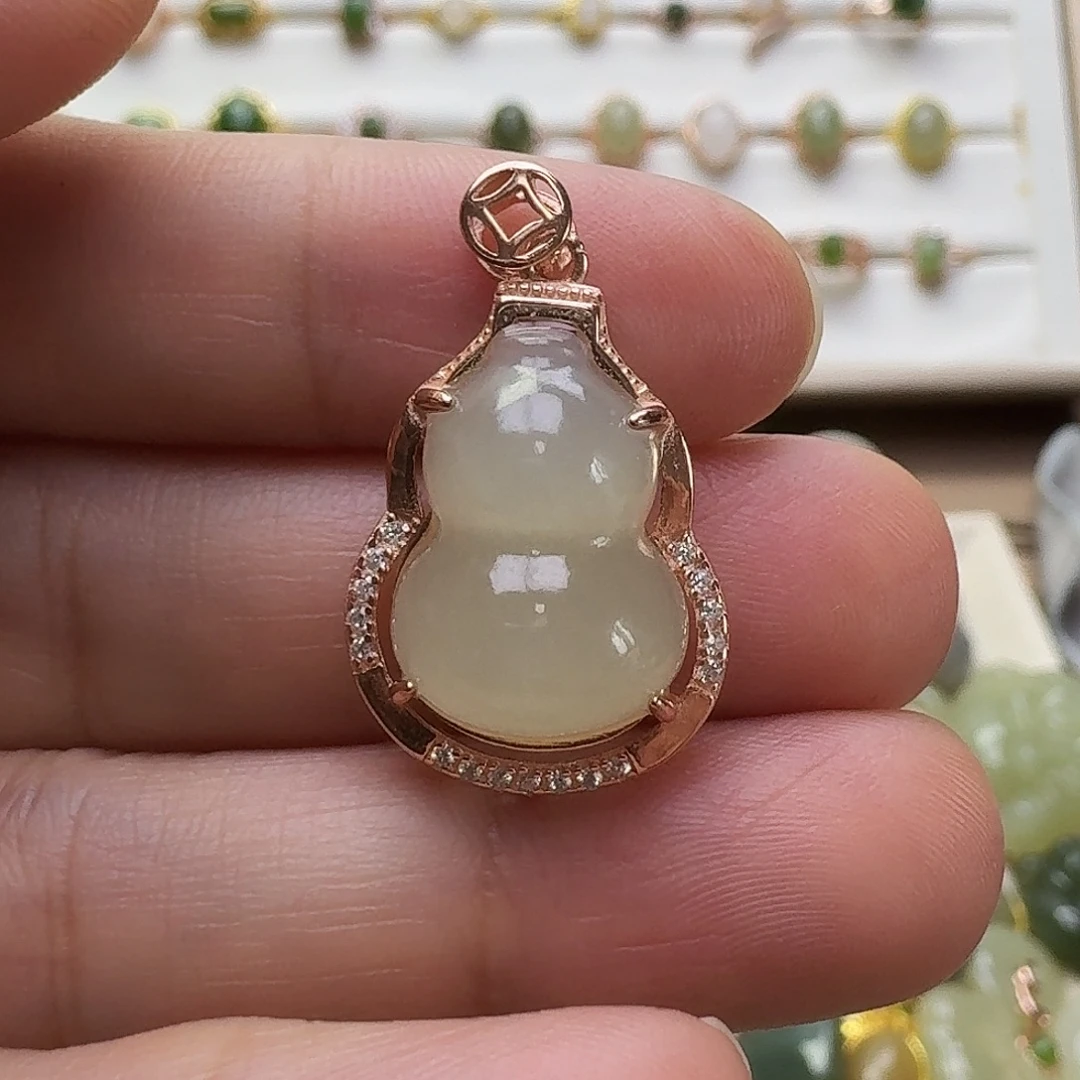 和田玉银S925镶嵌颈饰