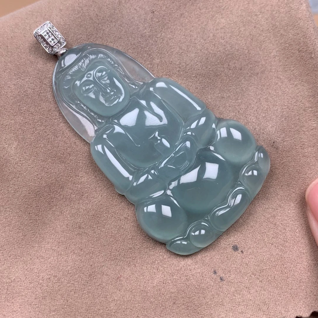 翡翠18K金镶嵌颈饰缅甸翡翠