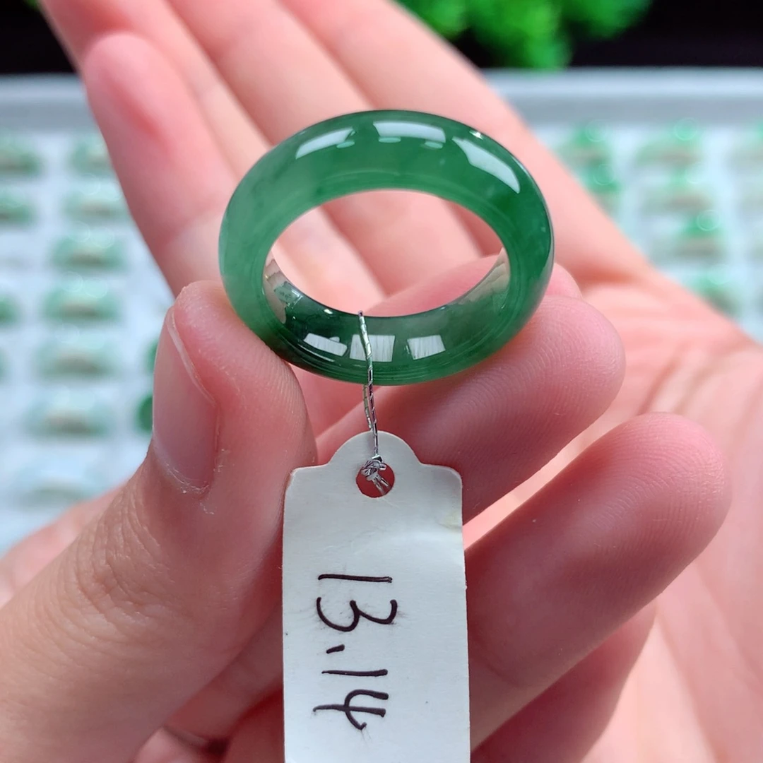 未镶嵌戒指翡翠天然