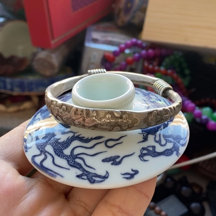 瓷片哈哈哈哈哈哈哈哈哈哈哈哈