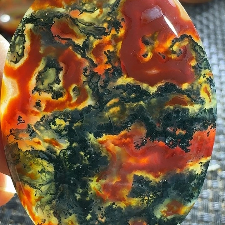 楷***哥玛瑙/玉髓未镶嵌颈饰