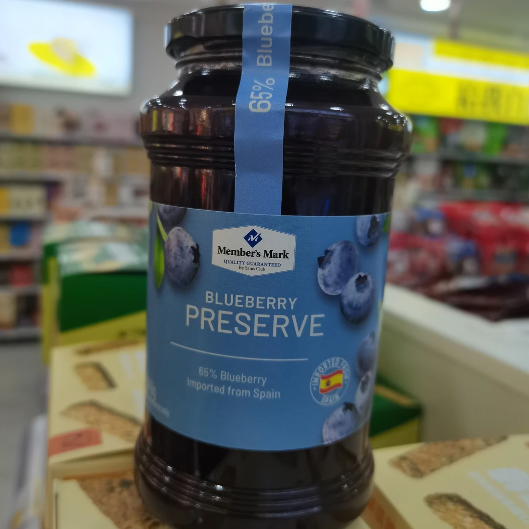 蓝莓果酱一瓶
