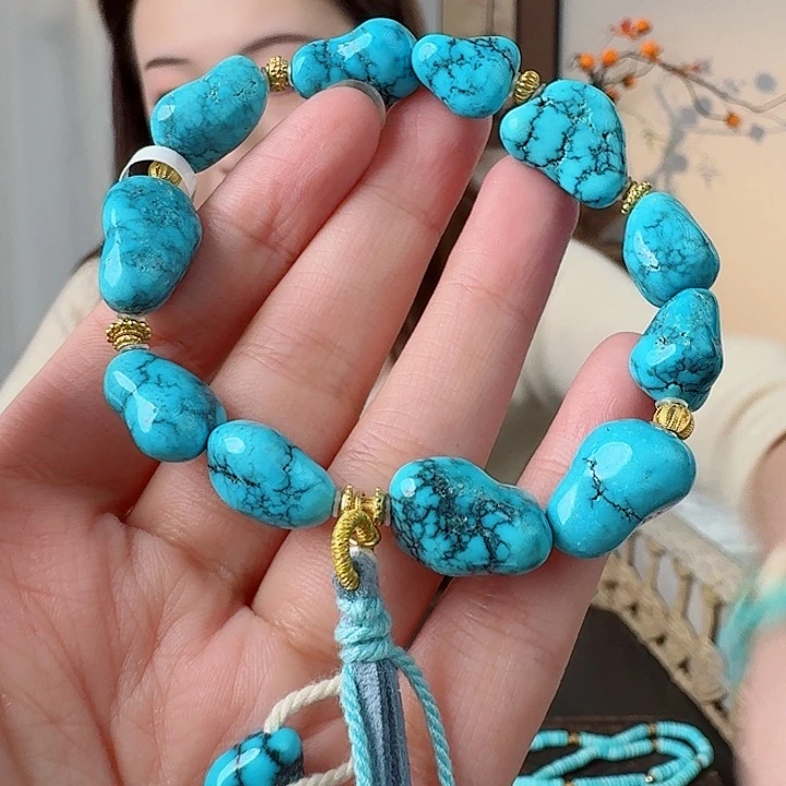 绿松石未镶嵌珠宝奇石