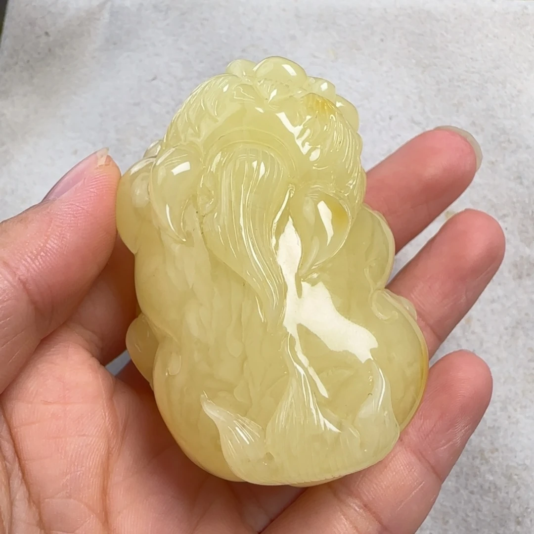 蜜蜡未镶嵌珠宝奇石
