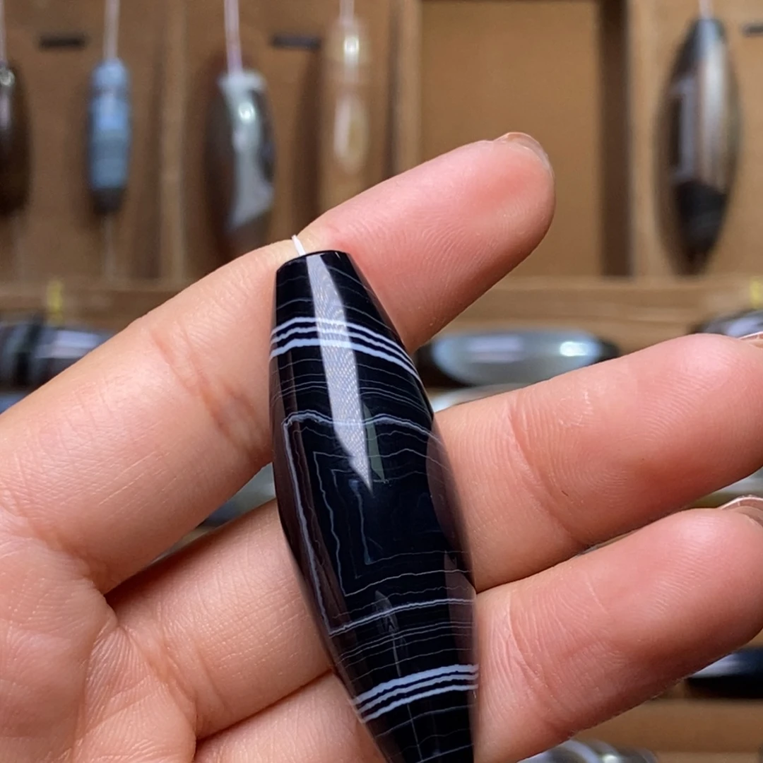 天***城玛瑙/玉髓未镶嵌颈饰