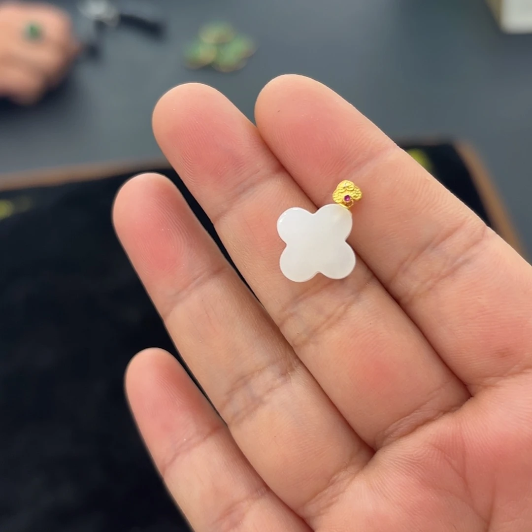 和田玉和田玉多样性发货拍一发一未镶嵌