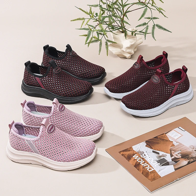 网鞋女2025新款夏季透气薄款女鞋中年妈妈飞织网面老人鞋防滑