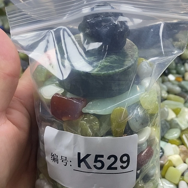 岫玉鱼缸石未镶嵌