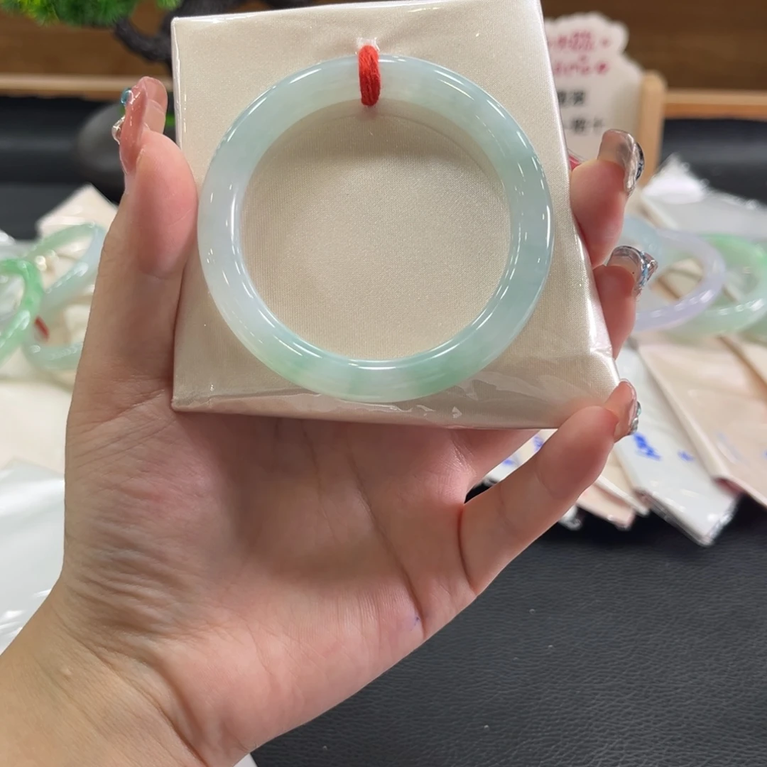 未镶嵌手镯翡翠52.5圆条蓝