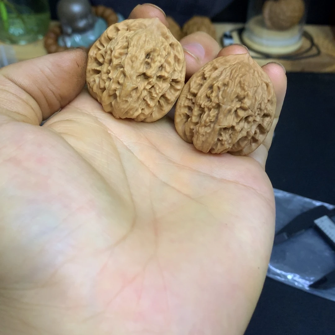 文玩核桃吊坠37+盘龙虎