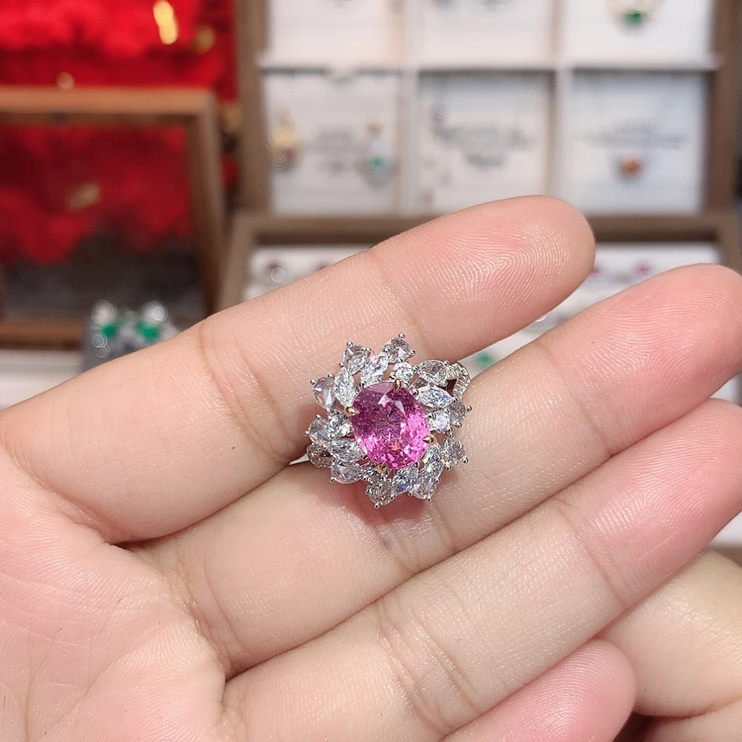 尖晶石戒指18K金镶嵌2.91ct/七天无理由