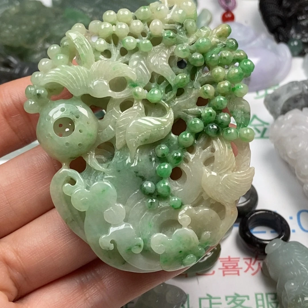 翡翠未镶嵌颈饰翡翠