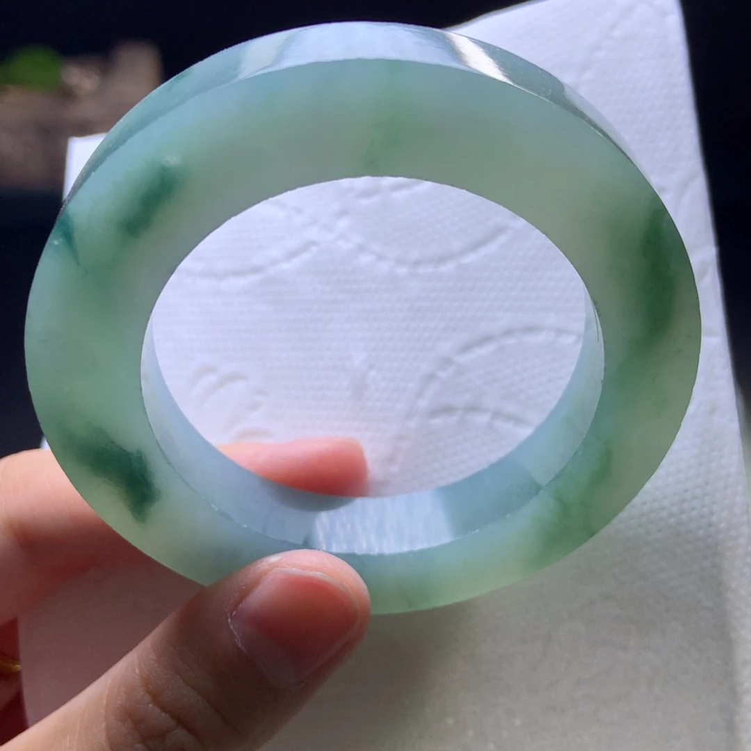 未镶嵌翡翠手镯定制翡翠