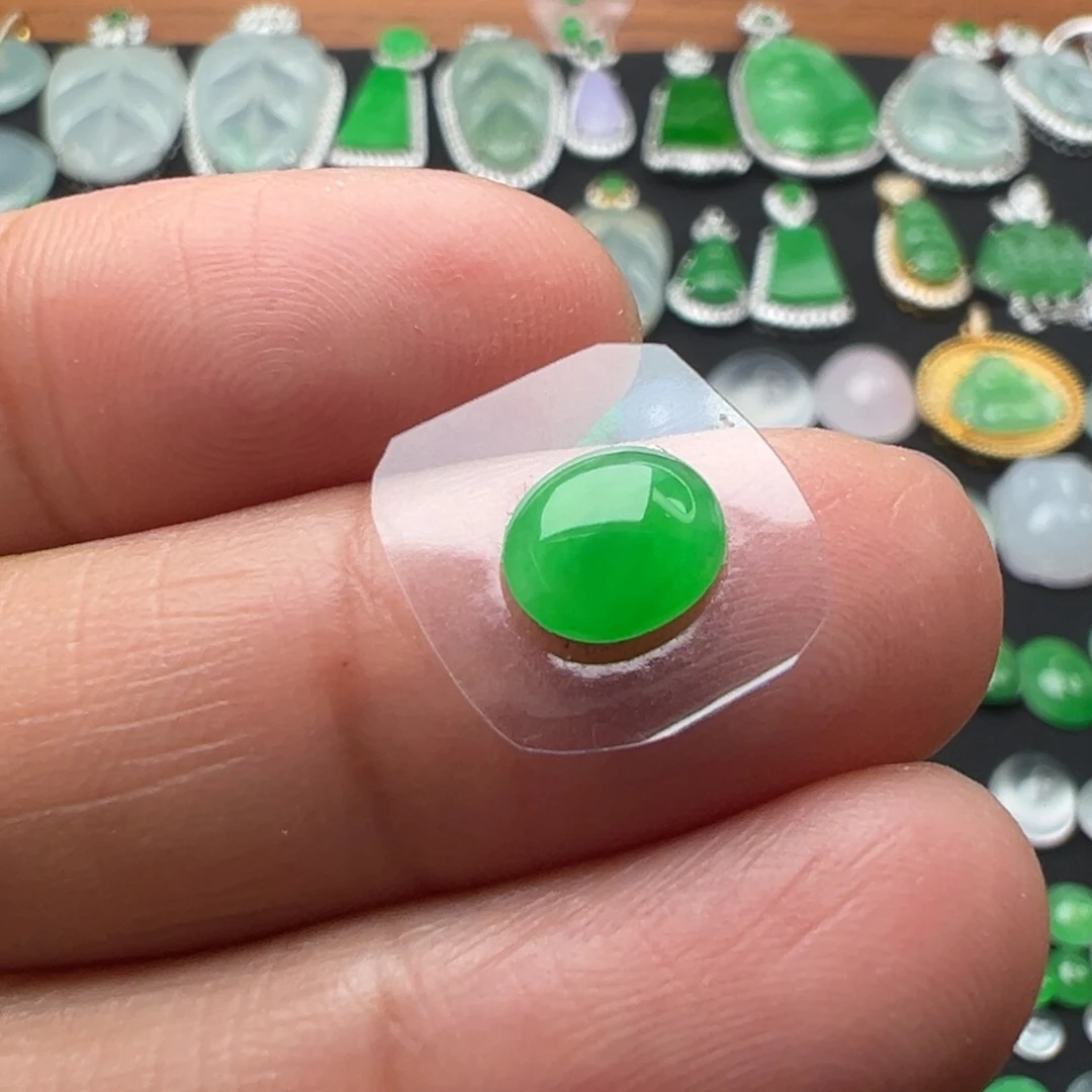 翡翠颈饰未镶嵌蛋7.3