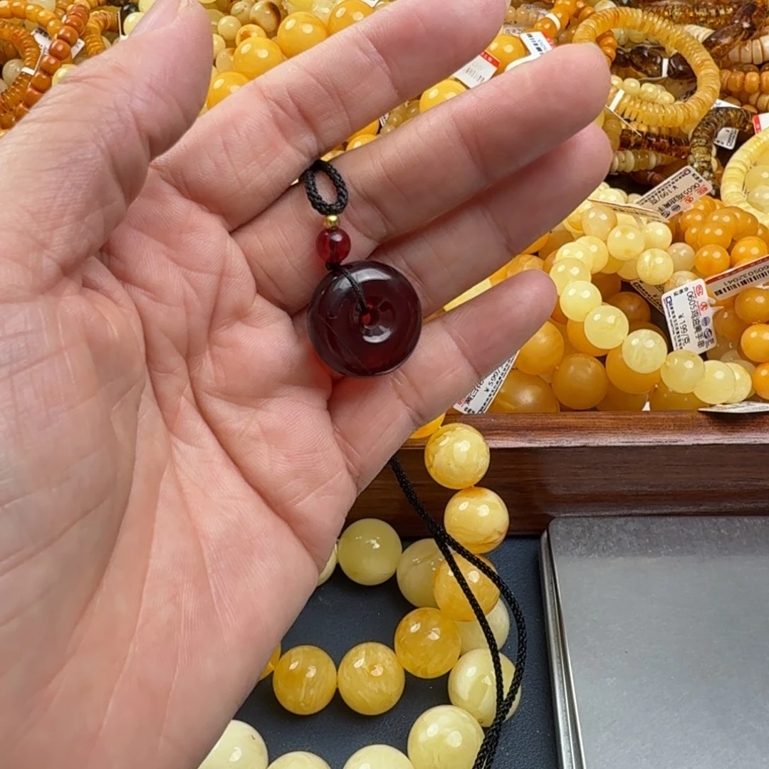 未镶嵌琥珀珠宝奇石