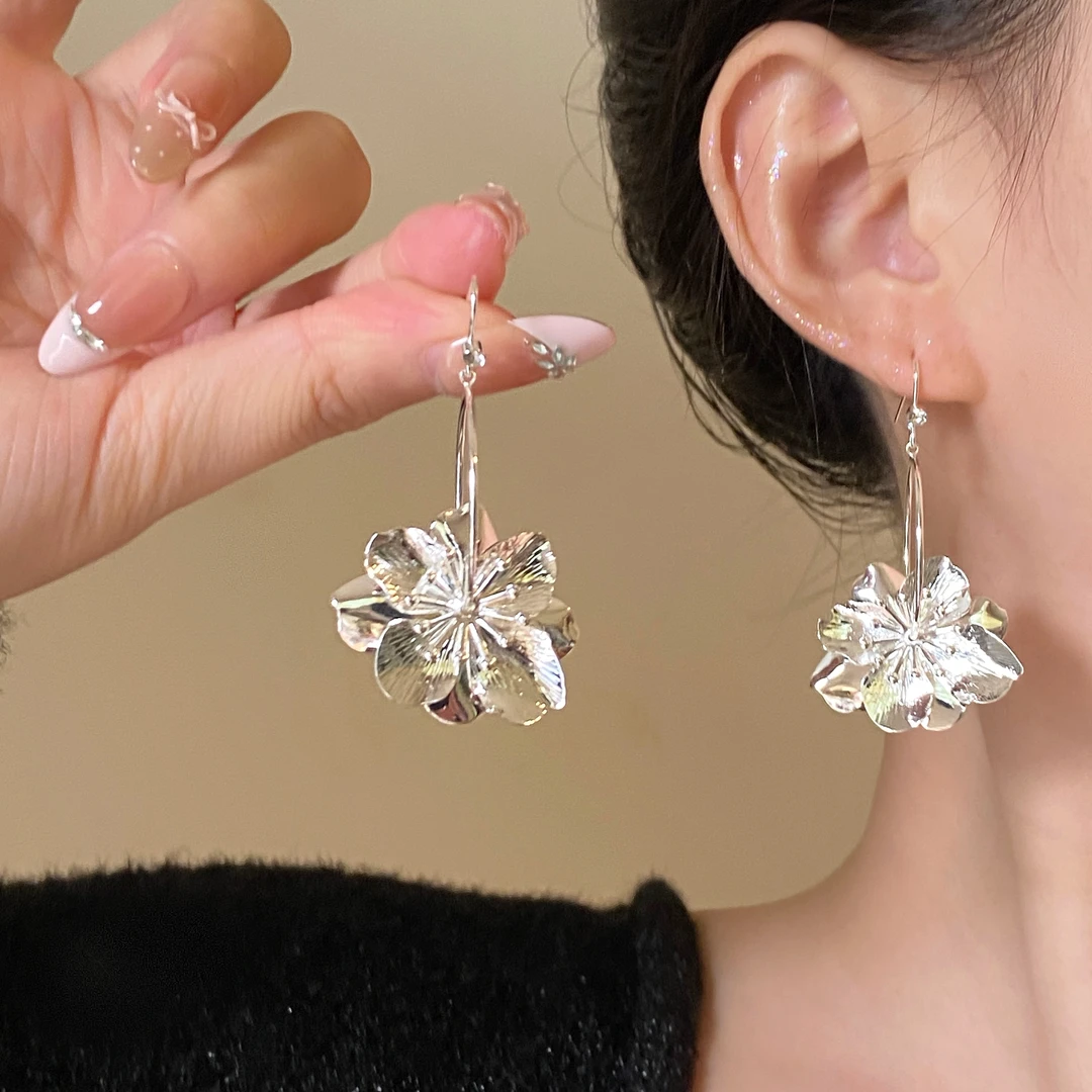 铜合金耳饰 「昙花一现」花朵耳环女气质轻奢高级感耳饰无耳洞耳夹