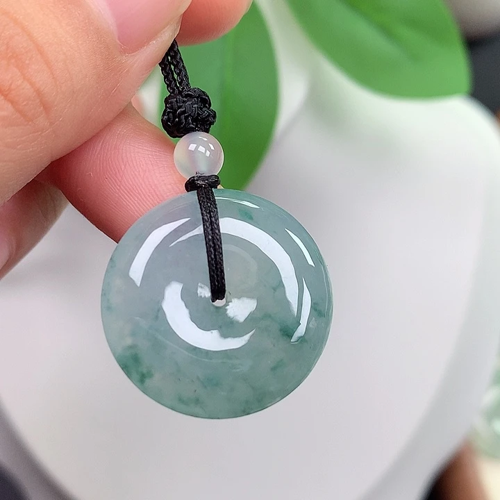 翡翠未镶嵌颈饰平安扣 23.9x6.4mm