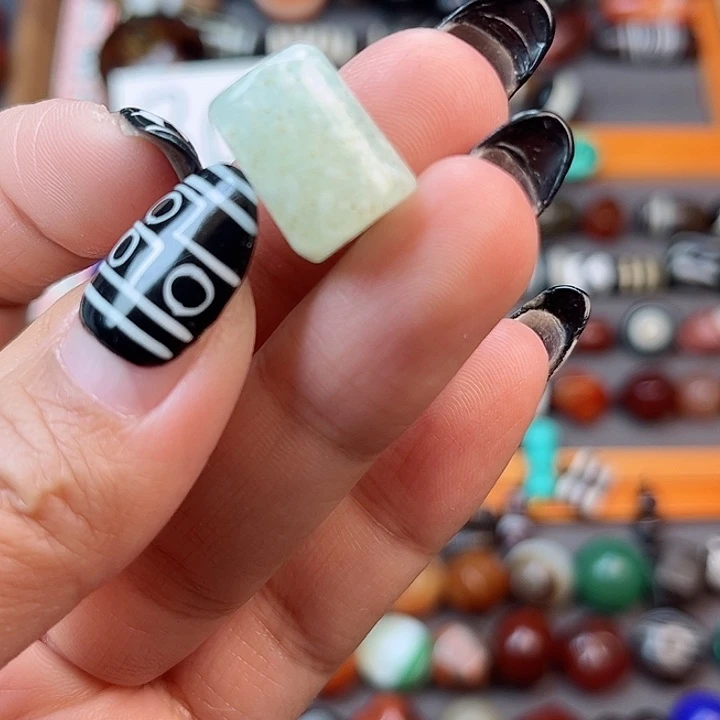 玛瑙/玉髓珠宝半成品未镶嵌孙*泽