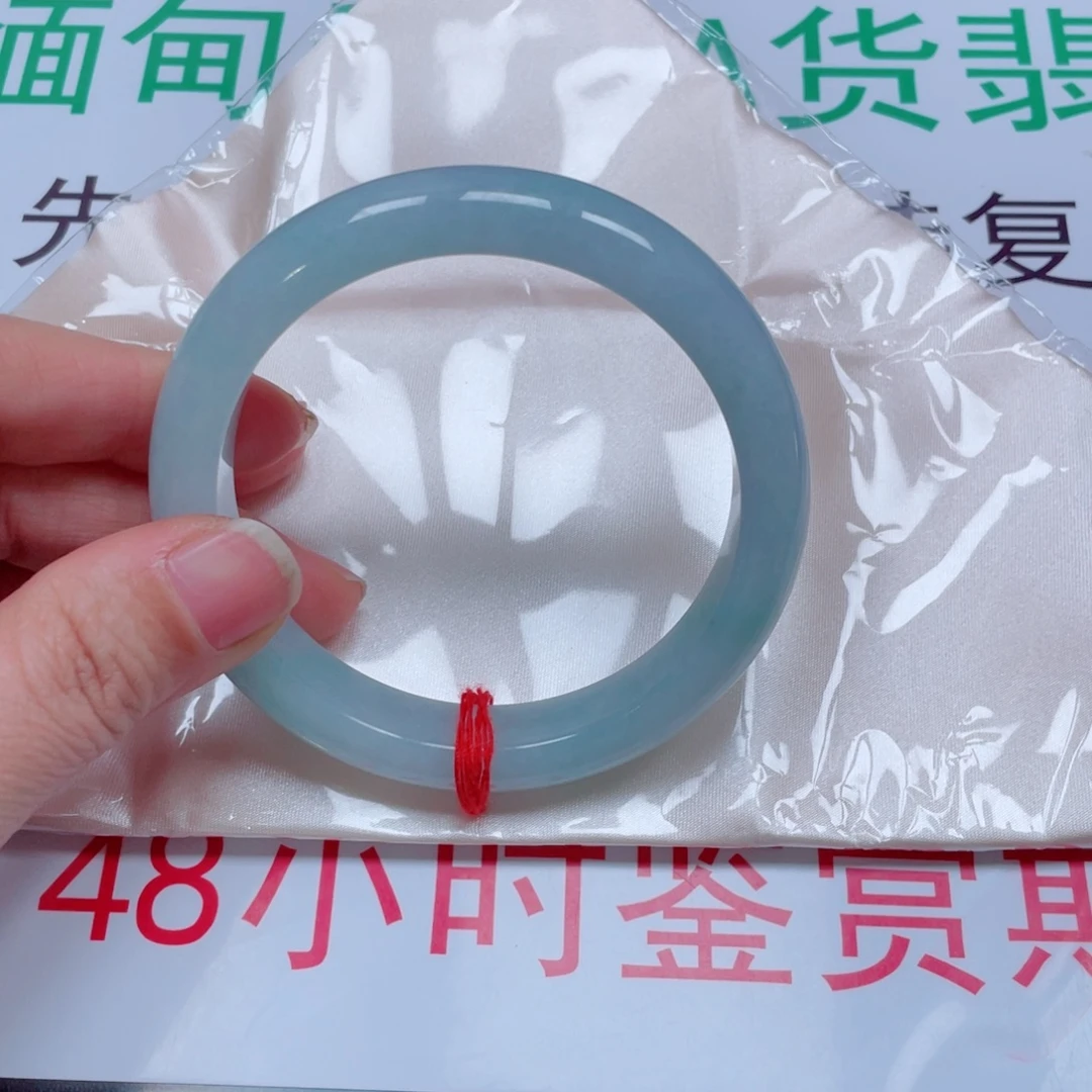 ˗***甜翡翠未镶嵌手镯冰胶绿