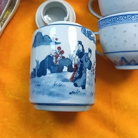 陶景德镇高温陶瓷欢迎大家光临本店