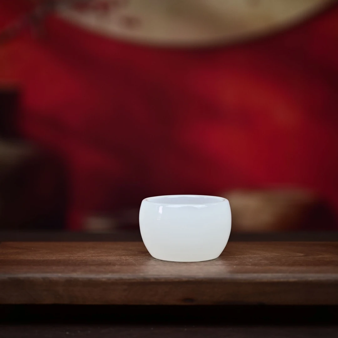 1S白色琉璃 客杯 D17
