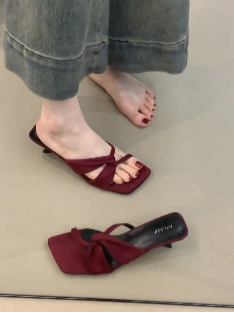 法式银色凉拖鞋女夏外穿设计感仙女风方头露趾高跟凉鞋