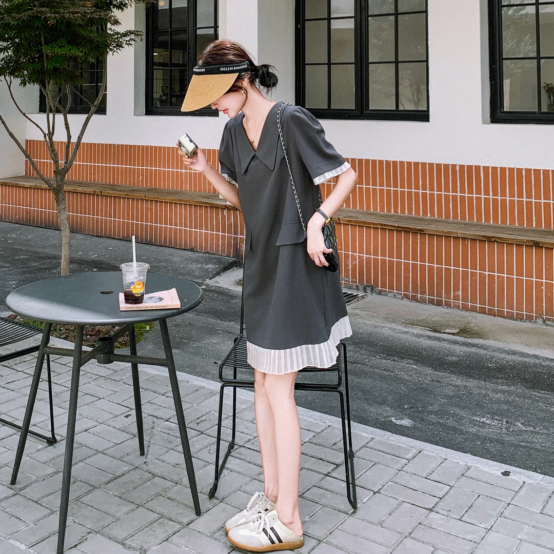 灰色轻熟风时尚显瘦气质裙子女2025夏季新款小个子娃娃领连衣裙