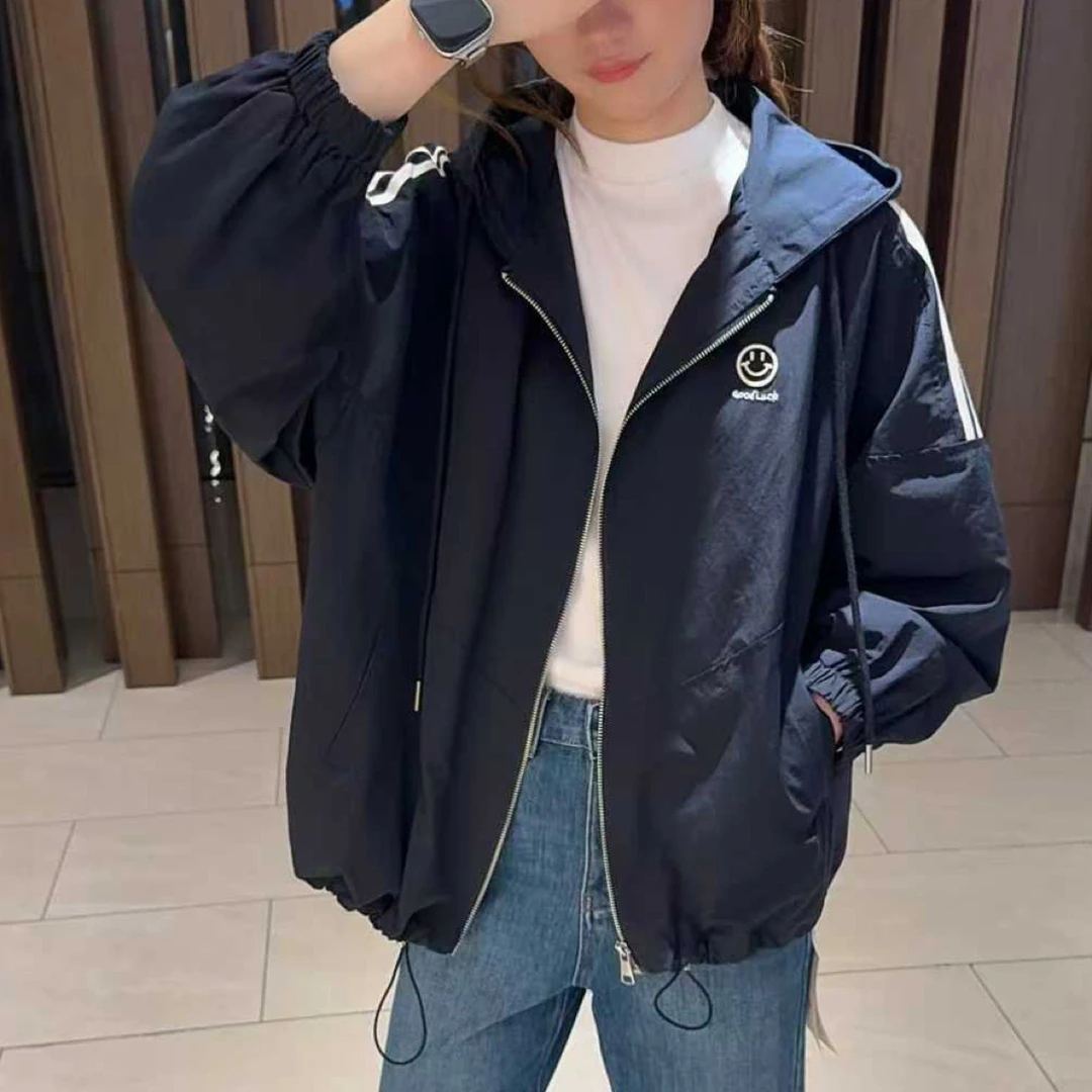 琳琳家（韩版刺绣笑脸休闲冲锋衣外套）