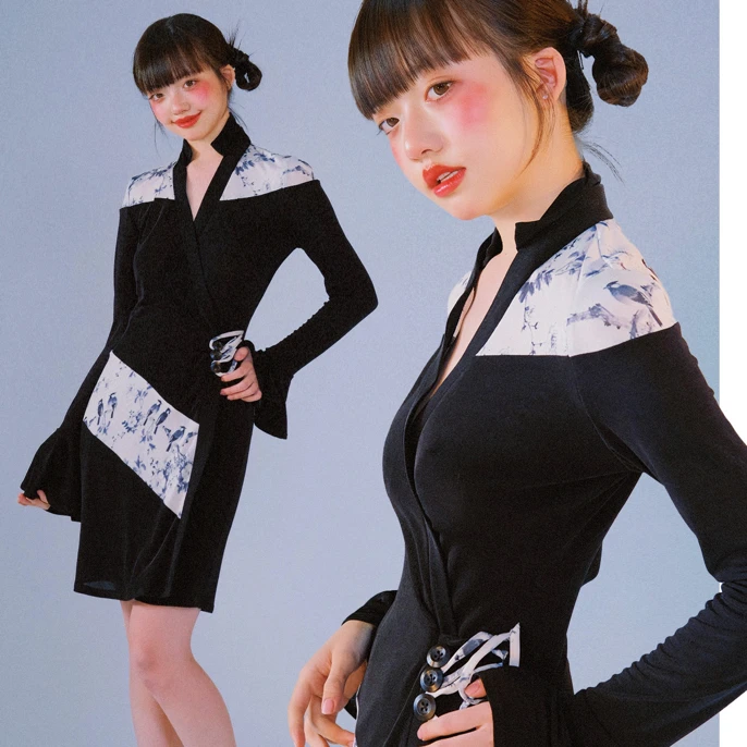 里织兀｜复古黑白新中式水墨花鸟印花修身显瘦系带包臀中长连衣裙