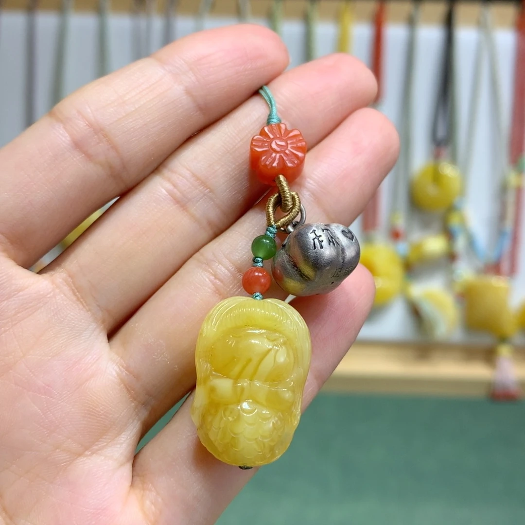 裸石蜜蜡足银镶嵌手机挂