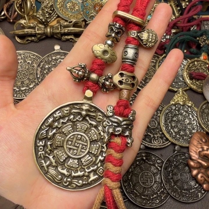 藏传文玩九宫如图