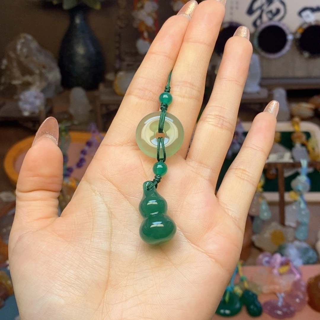 玛瑙/玉髓未镶嵌车挂挂件