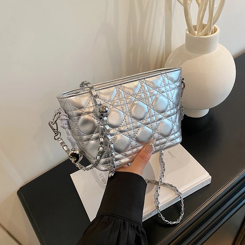 新款时尚百搭潮流女包单肩斜挎包6085银色