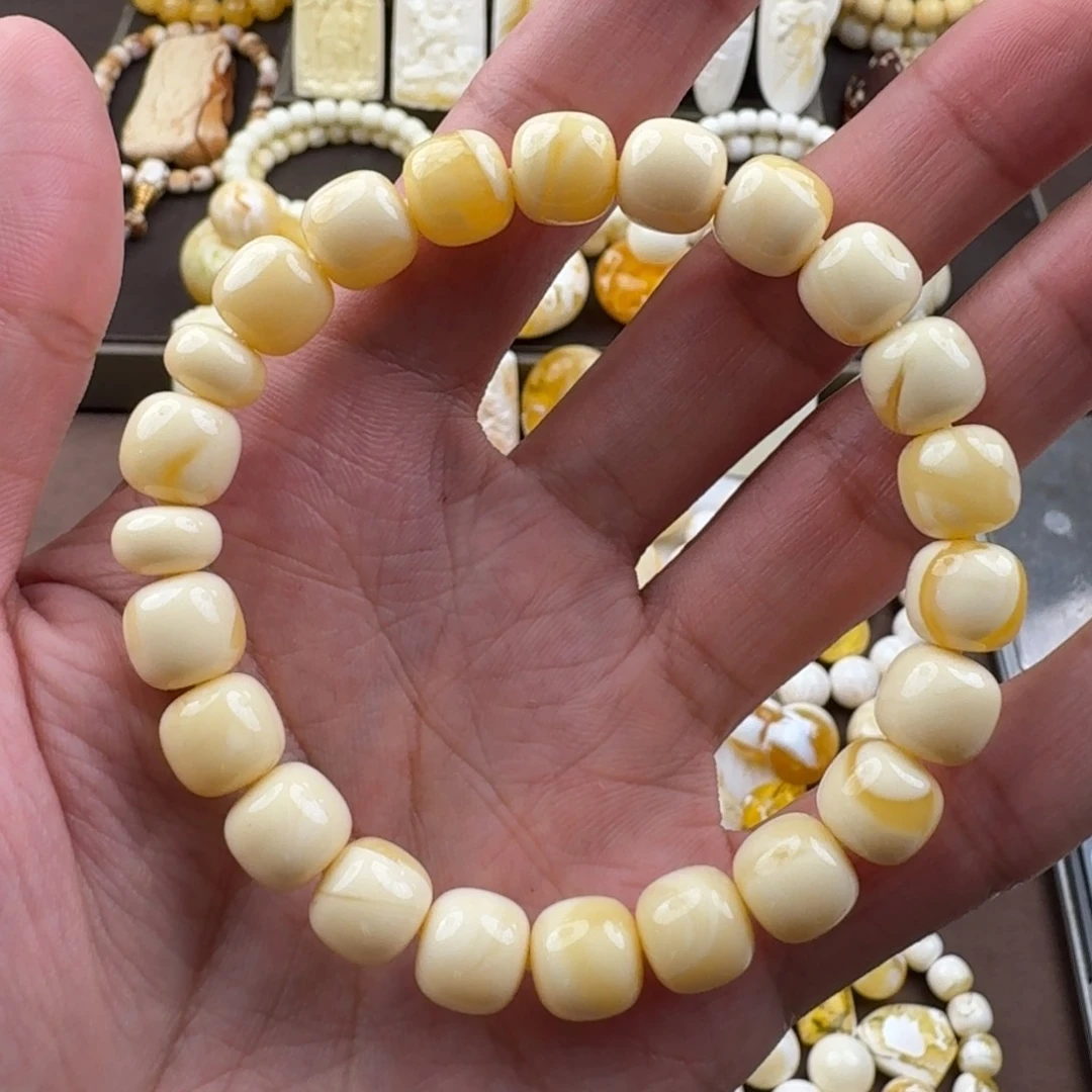 未镶嵌琥珀裸石蜜蜡