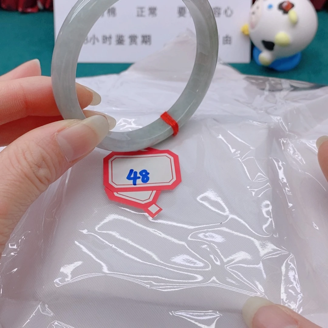 翡翠手镯未镶嵌回*48888888