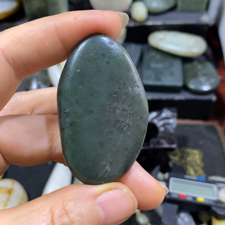 未镶嵌和田玉（糖玉）挂件